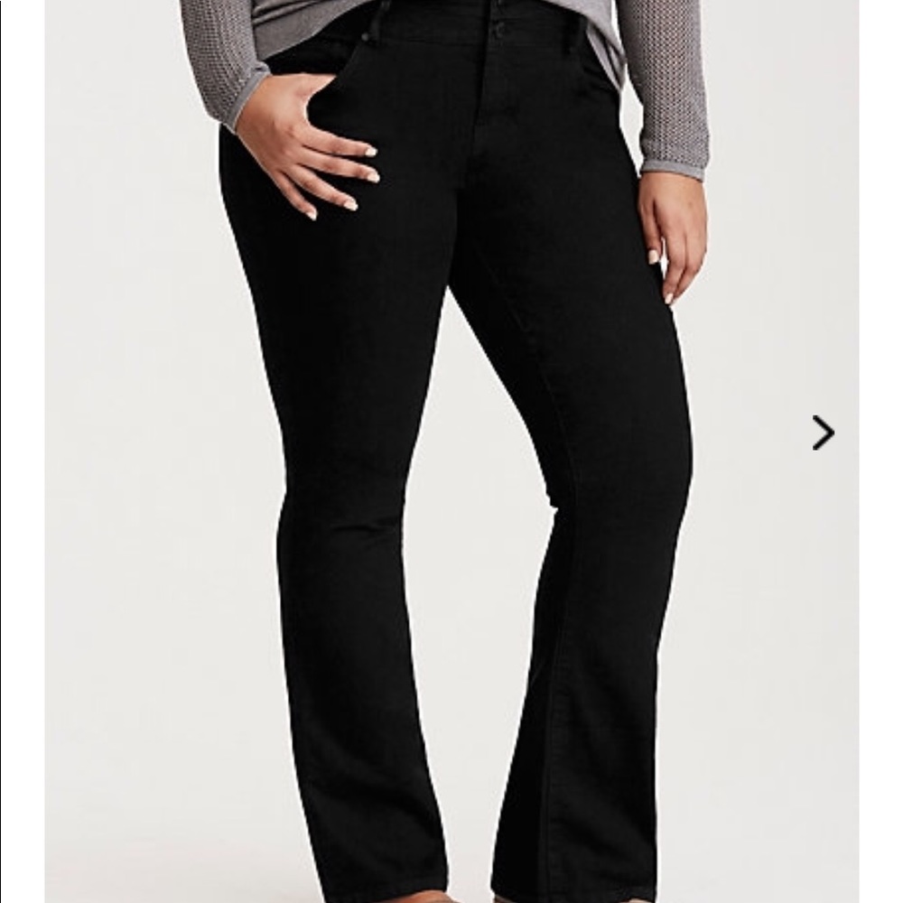 NWT Torrid black barely boot denim jeans